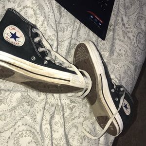 Black converse